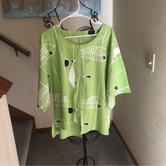 Tops - Green Size M Cotton Fish Blouse